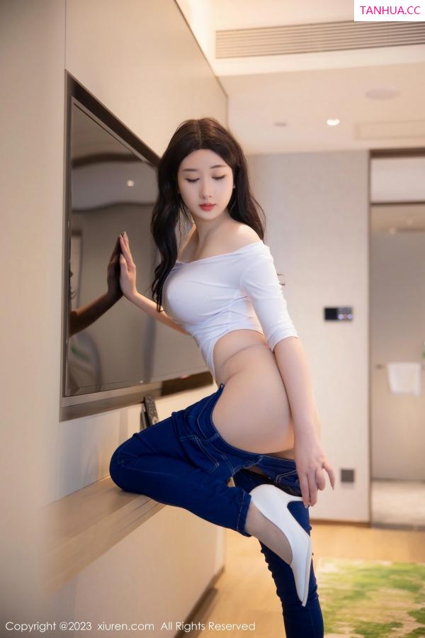 江真真  [XiuRen]高清写真图 2023.04.13 No.6570 江真真 牛仔裤美臀第57张图片